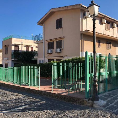 Casa Petriera Apartment Isola di Ustica Luaran gambar